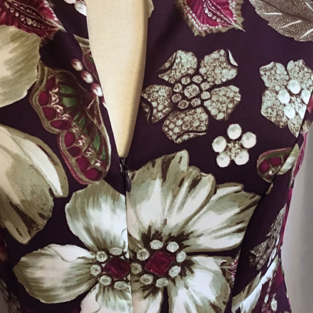 Beautiful fall dress with front zipper, skirt pockets in size 8 by ENFOCUS - Picture 6 of 13
